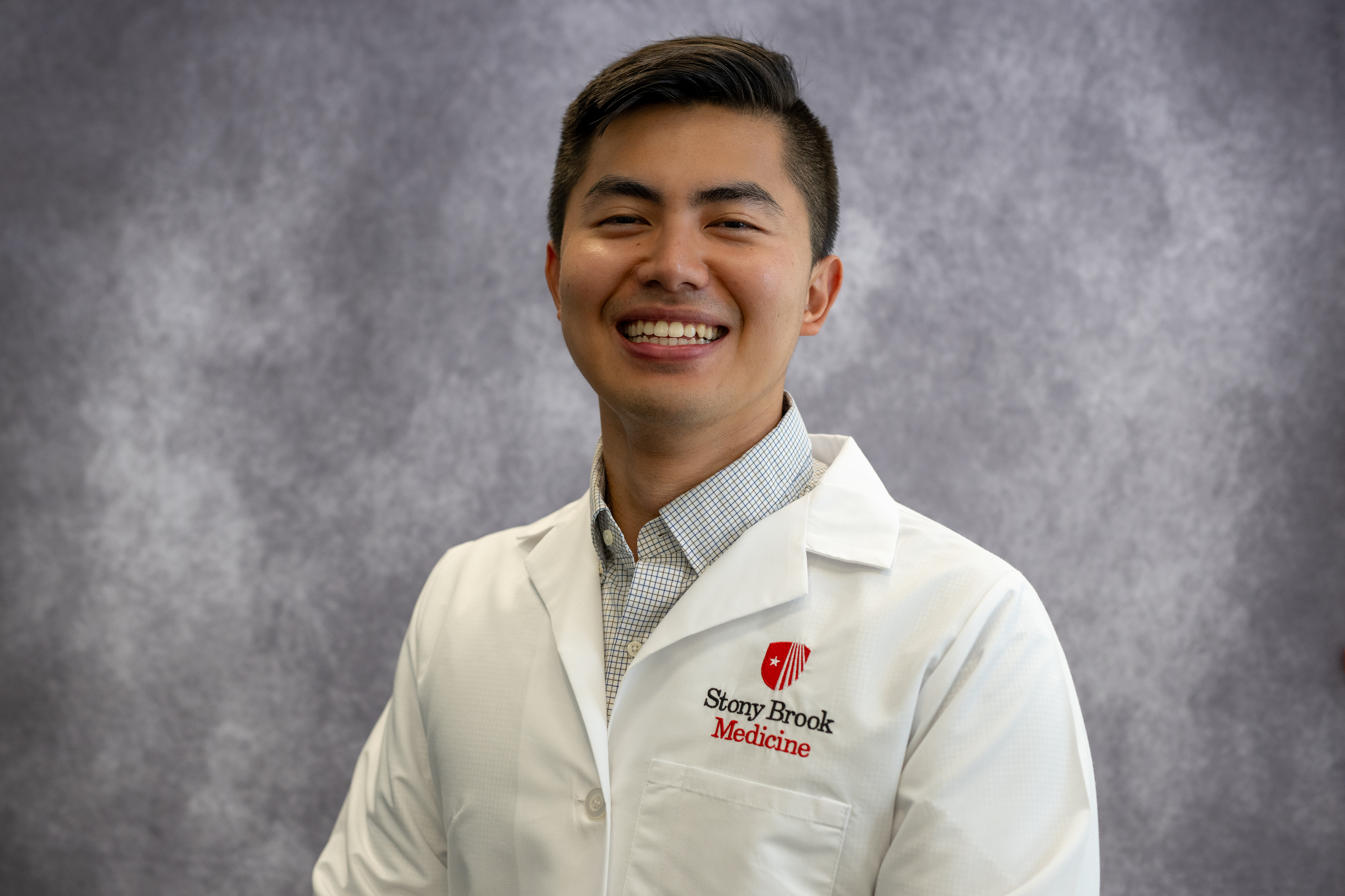 Alex Jiang, MD